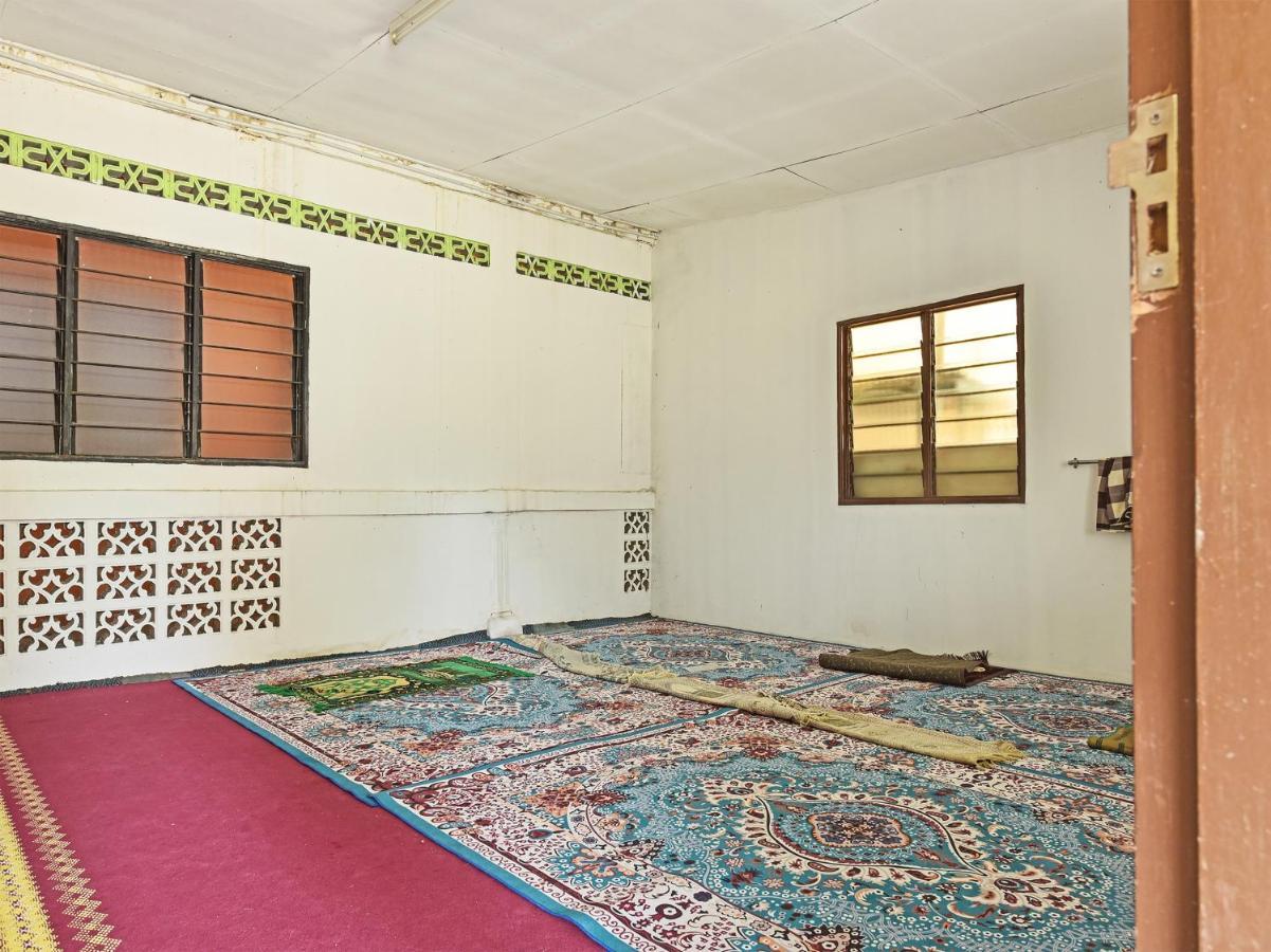 Oyo 90454 Haza Harmoni Guesthouse Kota Bharu Ngoại thất bức ảnh