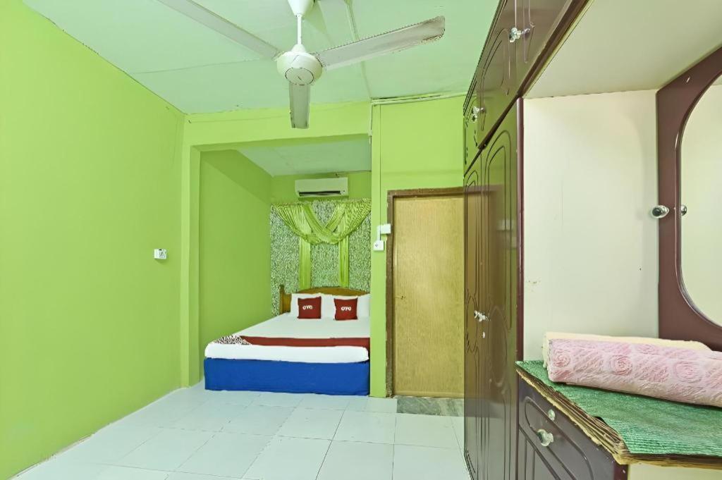 Oyo 90454 Haza Harmoni Guesthouse Kota Bharu Ngoại thất bức ảnh